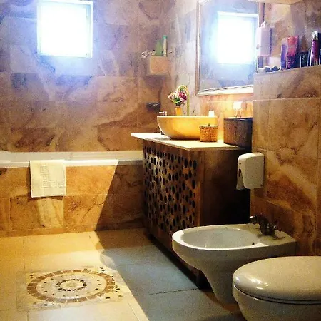 Homestay Opera House